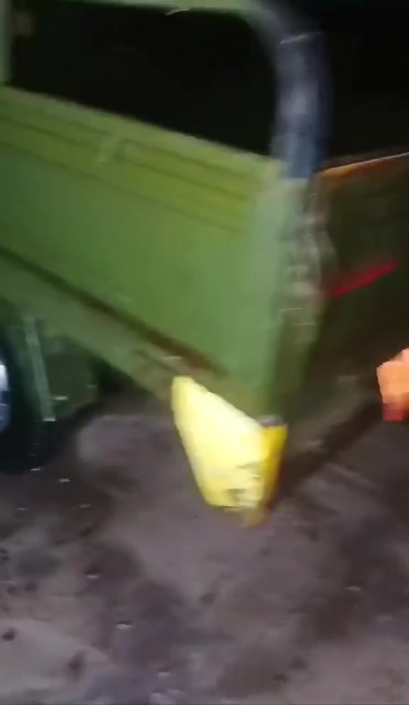 السلام عليكم ستوته للبيع اي ضرر مابيه نضيفه


**إذا كنت صاحب هذا الإعلان وتريد حذفه لأي سبب، رجاءا أرسل رسالة إلى الدعم الفني**
