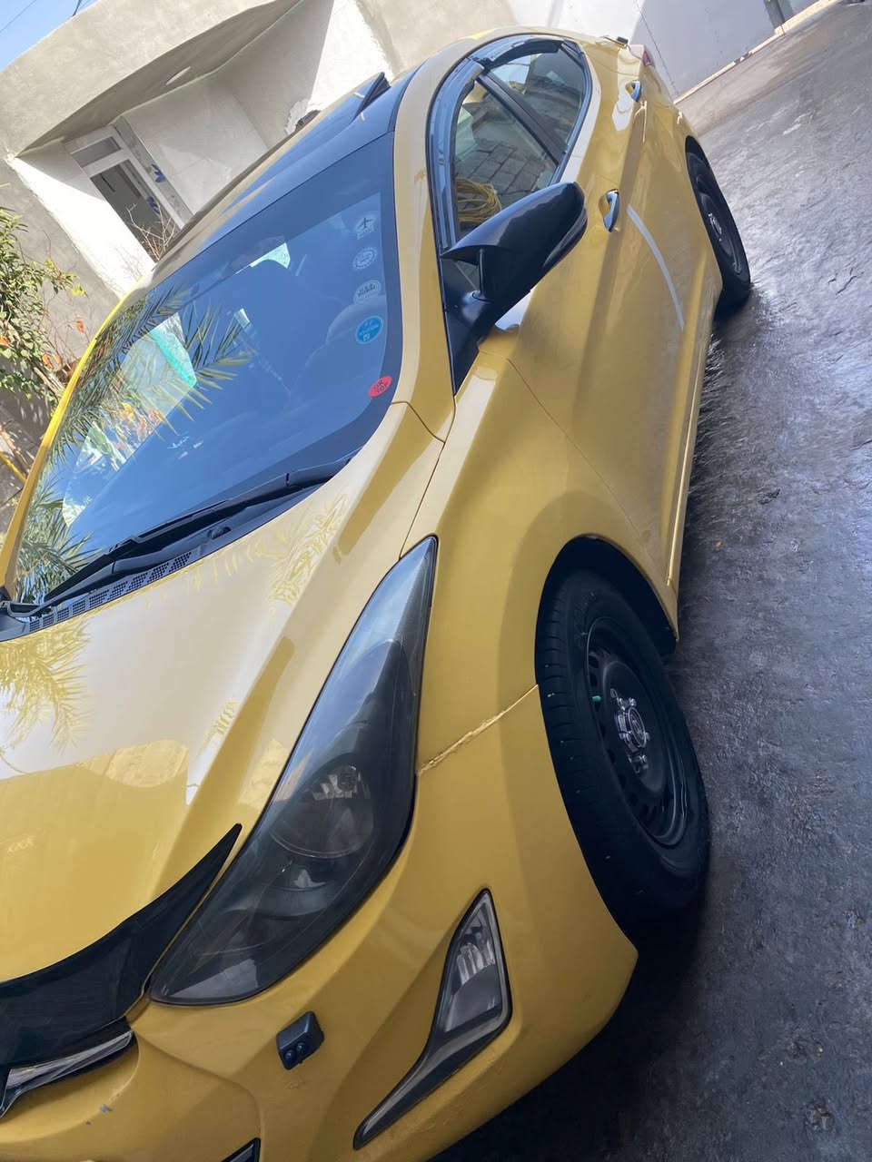 السلام عليكم  للبيع فقط
النترا

موديل 2012 رقم بغداد

محدثه 15 

فول مواصفات ماعدا البصمه

خليجي بدون ضربه 

داخل صحراوي 

مكينه 1800 دوش

كير اي تي 

مدوشمه كامل

كير مكينه وحداديه كلهه جديده 

تخم تاير جديد

باتري جديد 

سياره جديده معنى الكلمه 

غرامات وهيئة  كلهه مصفره

وتحويل مباشر ثاني يوم 

سنويه جديده

المكان الفلوجه 

السعر 110 وبيهه مجال 

للاستفسار الاتصال على الرقم 

*********** اتصال أو واتساب
