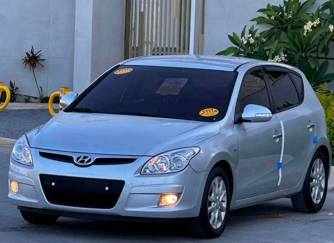 الله ايبارك نشهد بالله قطعه🥇📦🔥
#للبيع هونداي i30عيب لا ✔️✅️ 

الـنوع: HYUNDAI✔️✅

الفــئة : i30✔️✅

اللـون :رصاصي✅

داخليه :اسود ✅

سعـة المحـرك : 16 الصغير🔥✅

سـنة الصـنع :  .2009✅

الحـالة : مُمتَــٰـازَة ✅

إستيــراد : كوريا🎖✅

ماشية:83✅

كربون ;الاصلي 🏎️🏅

العيـوب : لا يوجـدْ عيب لا 💯✅

نـاقل الحـركة : توماتك✅

نـوع الوقـود : بنزيــن - Gasoline⛽️ ✅�ًًــــــــــــــــــــــــــ

للإستفســار أگـــثــر ↘️⬇️↙️

رقـم الهاتف0917468188


**إذا كنت صاحب هذا الإعلان وتريد حذفه لأي سبب، رجاءا أرسل رسالة إلى الدعم الفني**