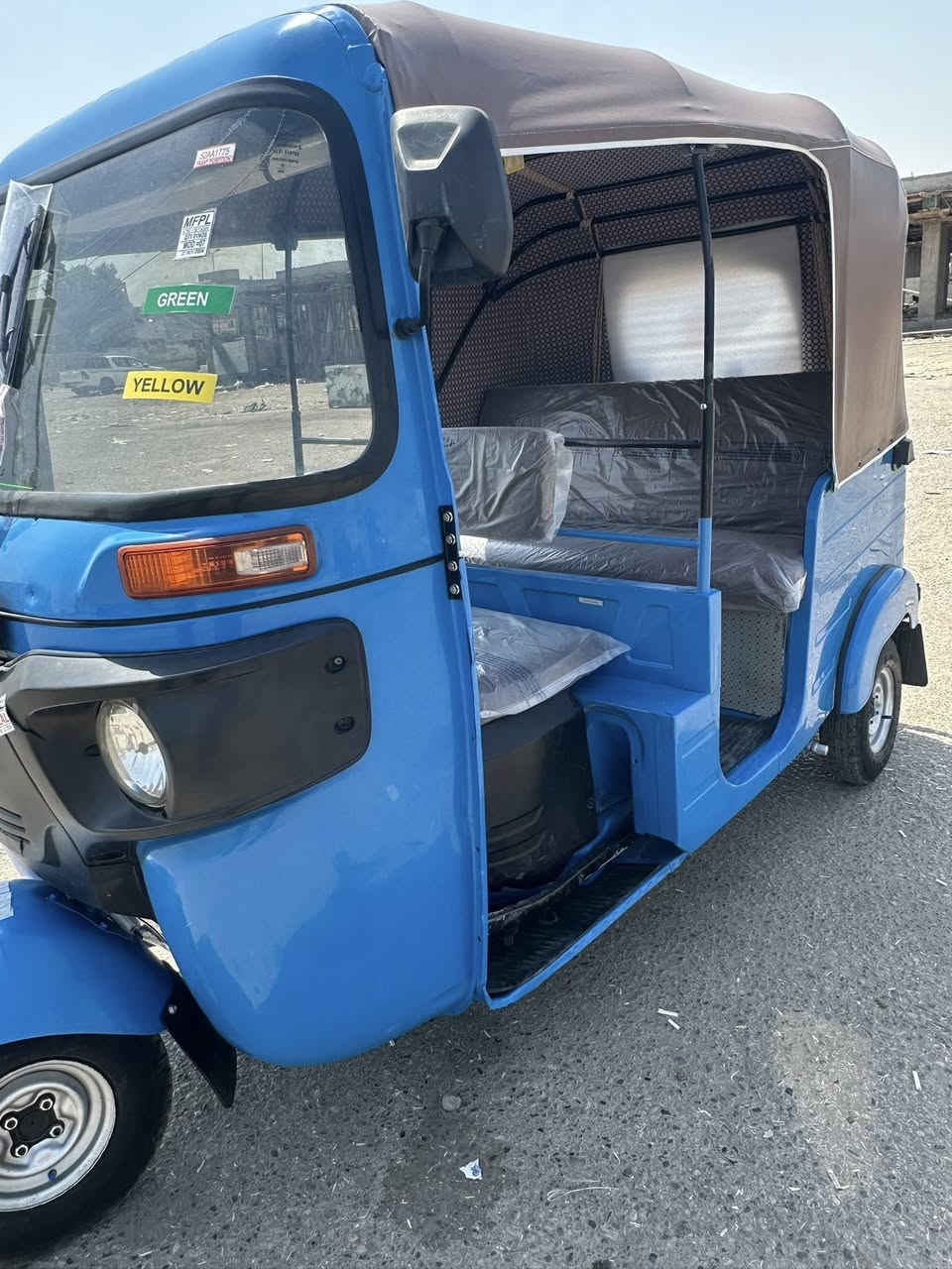 تكتك عشرين. معمر لغد
سعرها 7  مكفول تبخير تنقيص 

‭0774 887 0614‬
