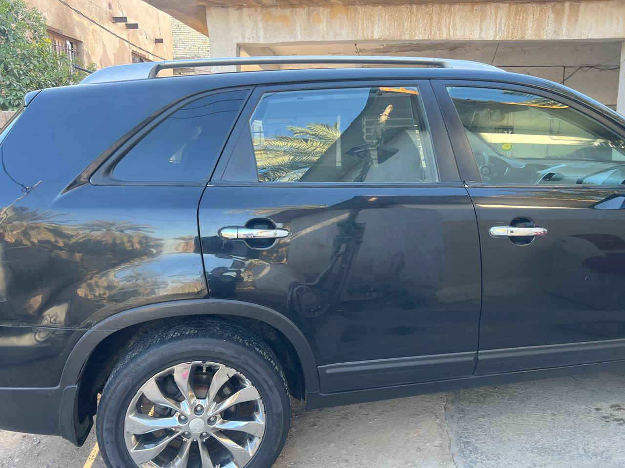 السلام عليكم سورنتو للبيع او مراوس حسب القناعه ٢٠١٤ رقم بغداد وارد امريكي سته سلندر حادثه جاملخ وبنيد بدون دواخل بس صبغ فول مواصفات عده الفتحه شاشه اندرويد كشن حراري قطعتين تبريد تخم تاير السعر ١٤٠ وبيه مجال للاستفسار ***********
