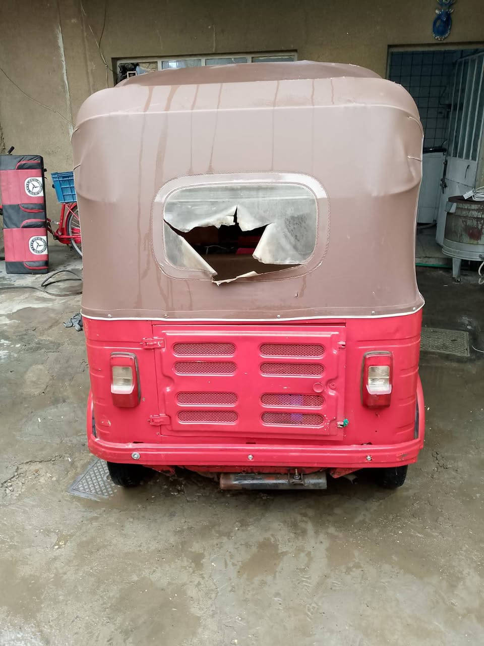 سلام عليكم تك تك موديال 18جاهزه وبسمي الشعب الجمعيات *********** السعر 5500مليون
