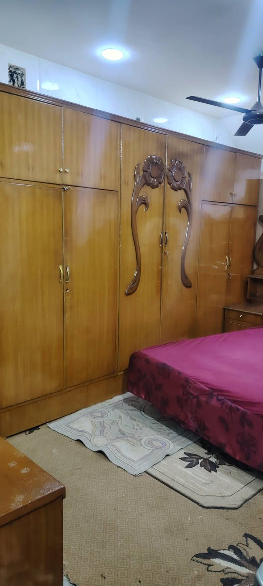 غرفه صاج عراقي نضيفه ٦ابواب ملحق السعر 450 الف المكان الحسينيه الراشديه بغداد بوجد توصيل بل اجره التواصل على الرقم ***********
