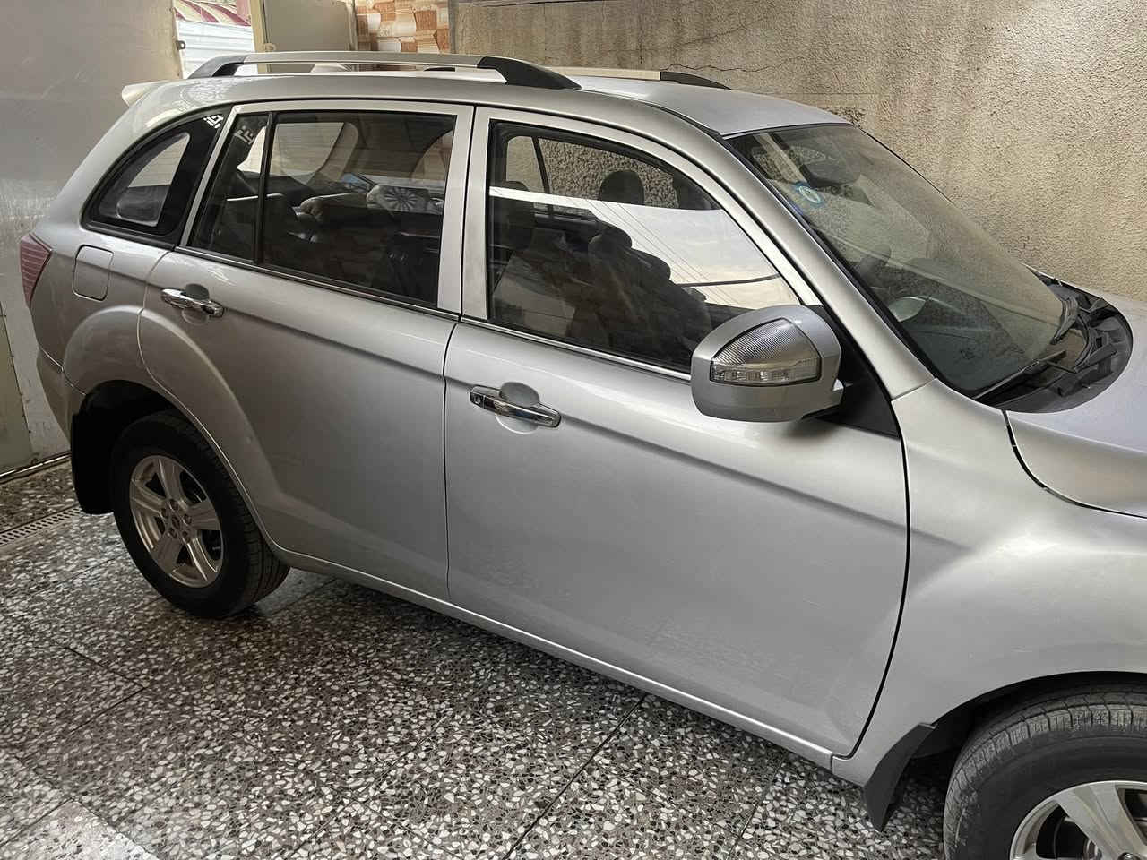 سلام عليكم ليفان x60 موديل 2016 حره بسمي بغداد لدولي كير اوتماتيك لسياره بلاديه شركه جاهزه تبريد تخم تاير اي نقص مابيه لسعر ب71 مكان بغداد رقم ***********
