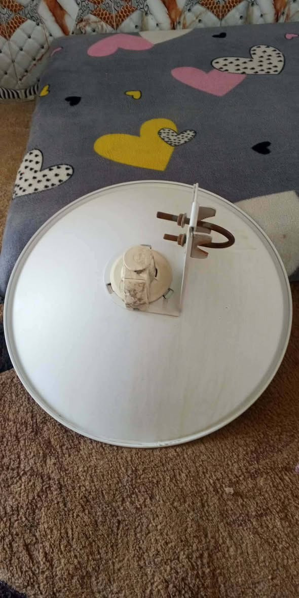 أنترنيت كامل
1-عمود
2-وكيبل 
3-ويوبي أس (شاحن) 
4-و نانو. وصحن. وراوتر. بصور كدامك 
مفعل بيهن 3اشهر فقط بعده جديد 
السعر: خاص.


**إذا كنت صاحب هذا الإعلان وتريد حذفه لأي سبب، رجاءا أرسل رسالة إلى الدعم الفني**