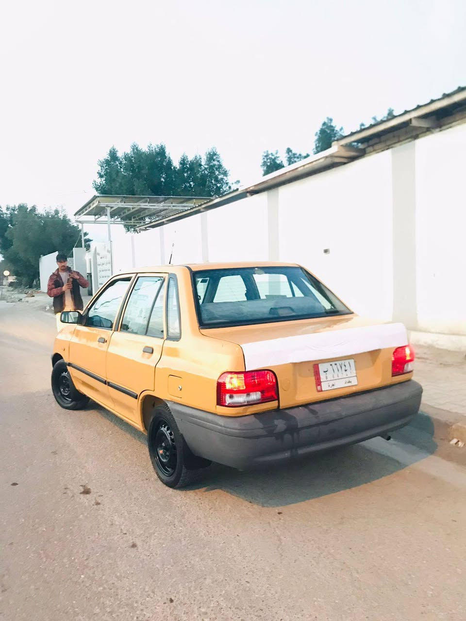 سلا عليكم سايبه 2012 مصفره هيه وغرامات مكينه وكير مكفوله شاصي معمر بيه ضربه بصيطه جاملغ امامي السعر 26 عنوان كاضميه الهاتف ***********
