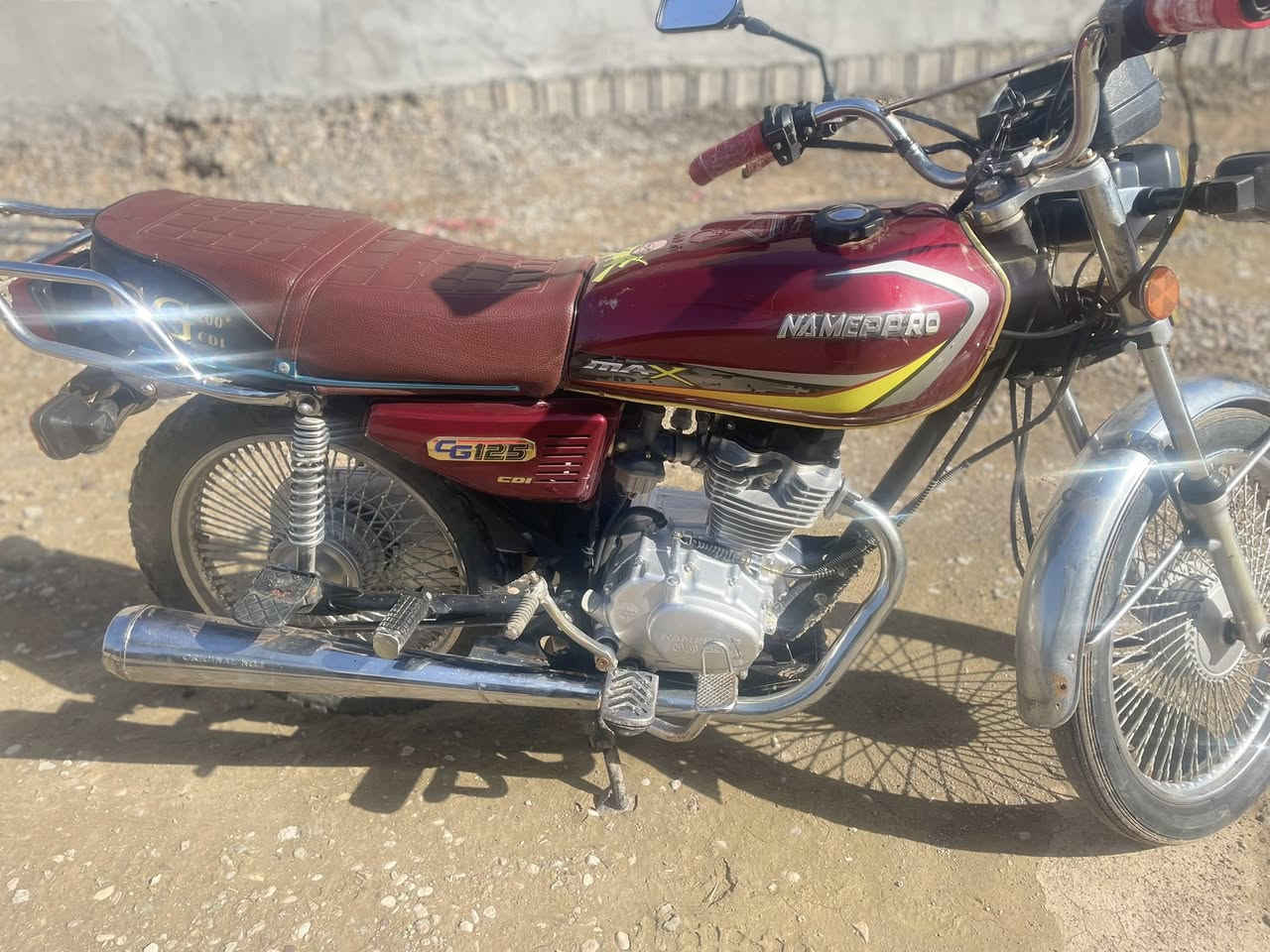 نامي بروه موديل ٢٢ على وضع شركه كهربائيات كامل شغال مابيه اي نقص   

سعر 500  وبيه مجال لطيبين. العنوان ديالى ناحية جباره 

***********
