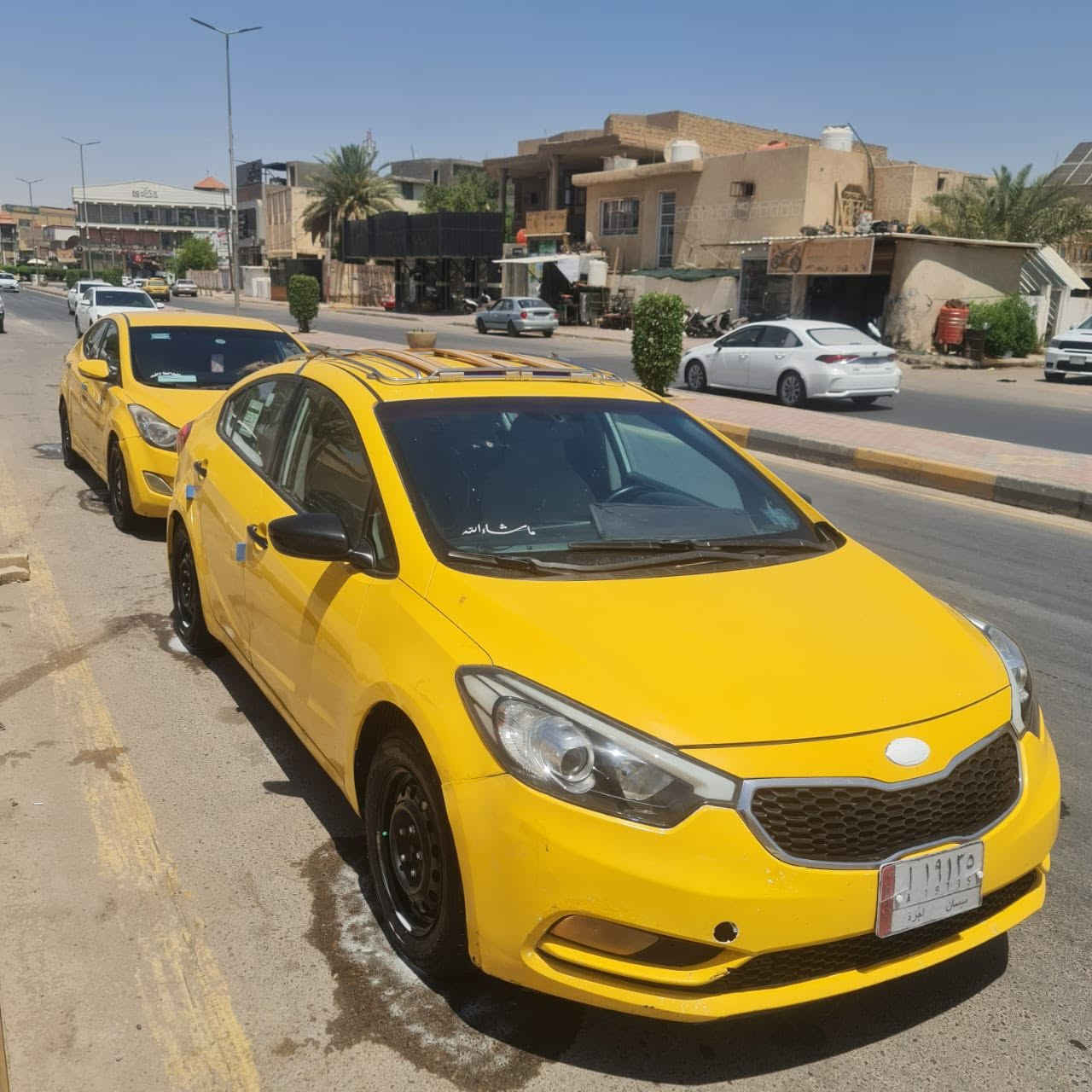 لسلام عليكم للبيع كيا سيراتو موديل ٢٠١٤ مكفوله كفاله عامه عده اشبر بل هلاليه الوره معجون مكينه صارلها سبوع من شديتها مامفتوحه تبريد حداديه كله كفاله سعر ١١٢ وبيها مجال بسيط مكاني سماوه رقم ***********
