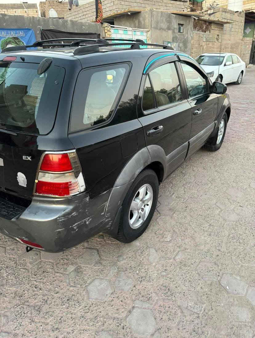 سلام عليكم سورنتو للبيع 
موديل 2007 محرك 3000 كير ومحرك محور 
سياره رقم بصره دولي 
سياره جاهزه من كل نواحي بديه على لبلاد نضيفه ما عده طكتين خفيفات تبريد ثلج تدفئه كهربائيات كله جاهزه طخم تاير جديد دوخله نضيفات سياره حلوه وتجي وتشوف ترايك وين ما تريد وموجود فيديو توضيحي 
رقم ***********
سعر سياره 70وبيه مجال
