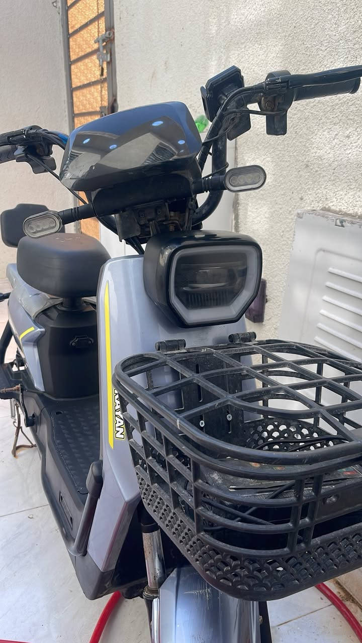 سلام عليكم دراجة شحن ريان R9
المواصفات🛵.
السرعه60
4بطاريات مستهلكة شوي
كهربائيات كامله بدون نقص
دبل اشاره اشاير يمين ويسار
3نمر سرعه
راكب خلفي
شاحنه وياها
بصمه عدد2
السعر 300💵
الموقع البصره ابو الخصيب
للتواصل📱📞
0785935961
...............................................................................


**إذا كنت صاحب هذا الإعلان وتريد حذفه لأي سبب، رجاءا أرسل رسالة إلى الدعم الفني**