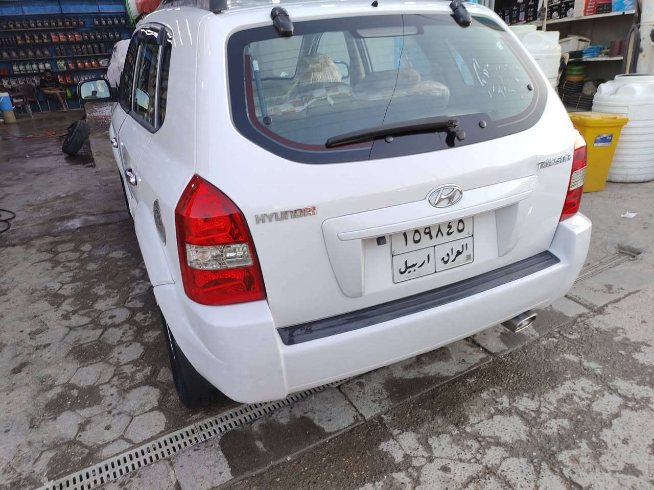 اسلام عليكم
توسان 2009 جديده 

مكفوله عدا باب السايف مصبوغه 

حداديه مكينه كير 

تبريد تدفئه كهربائياته 

كوله شغاله وبشرط 

المكان النجف 

لسعر 116

للستفسار التصال *********** واتس اب اكو
