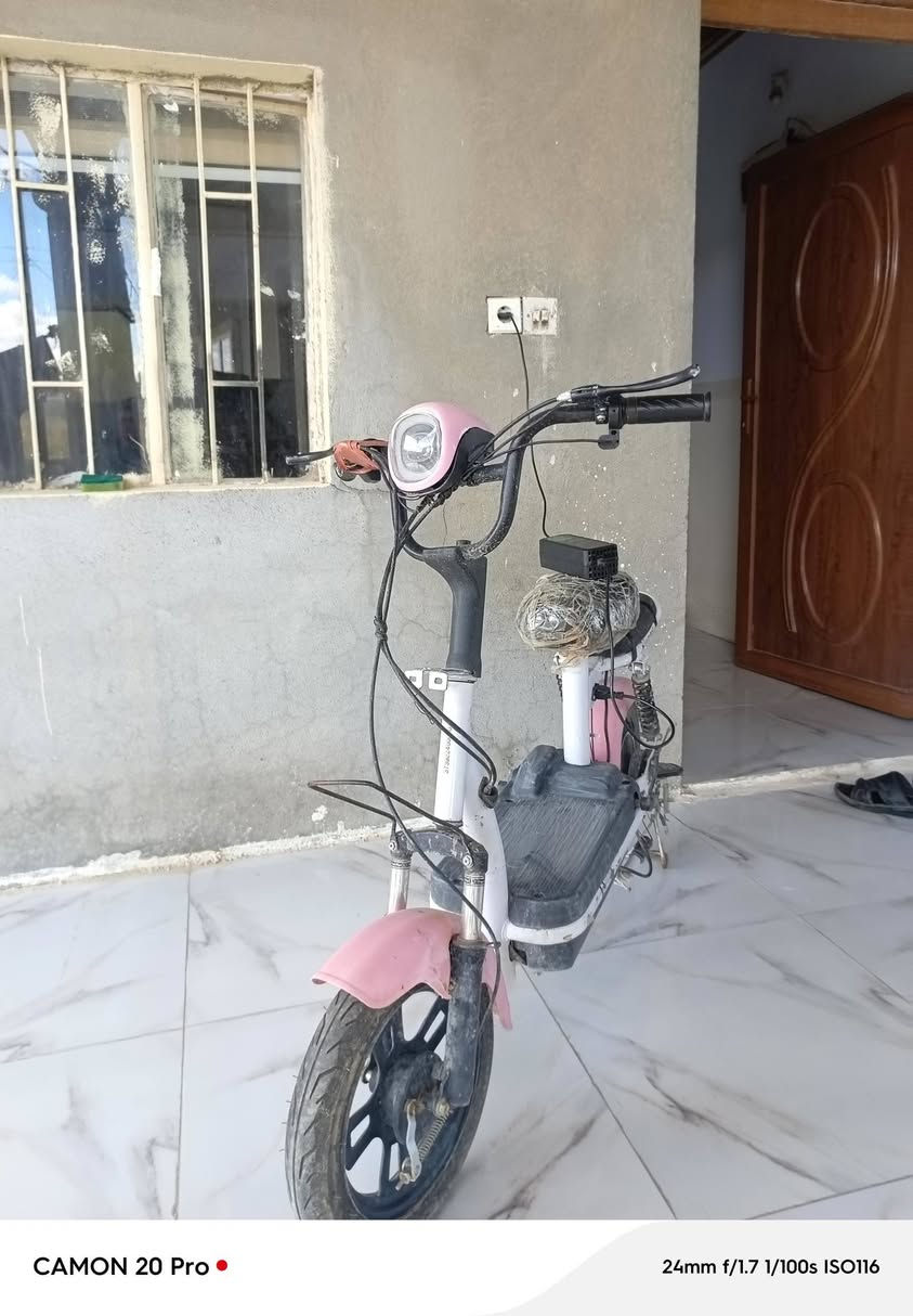 ماطور شحن حجم14 شغال شاحنه اصليه بطاريات اصليه مامفتوح ملف
للبيع ويرهم مراوس بجهاز ايفون11وفوك السعر خاص للتواصل ***********
