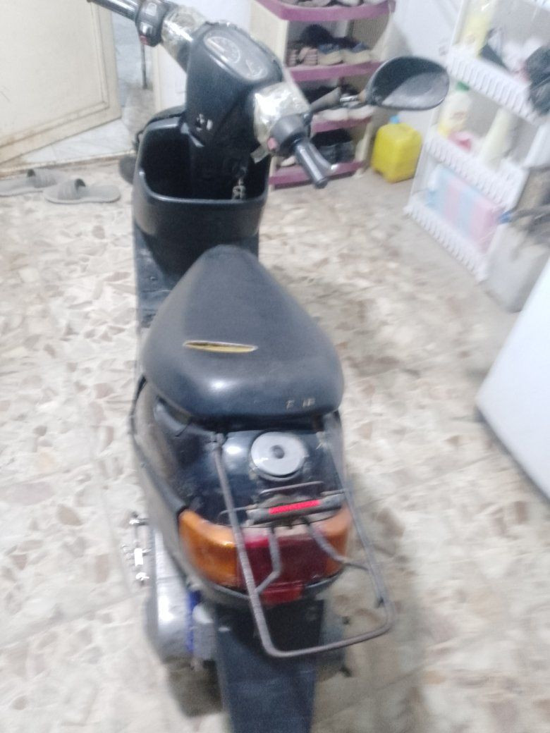 دراجة 60 ياماهو  بطة  مكفولة كفالة عامة مطلوب 250او بيها مجال ***********
