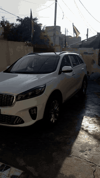 سورنتو كويتي موديل ٢٠ ماشيه قليل السياره فول اعلى فئه مكفوله كفالة عام...