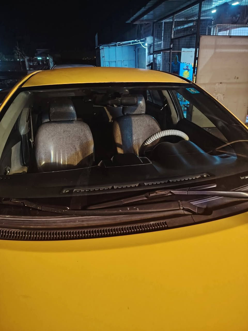 كورله تكسي موديل 2013 رقم نينوى مشروع وطني باسمي ضررها جامرلغ الي ورا السايق وقبق الصندوق مبدل ابلادي كير ومحرك بالشرطط
تدفه وتبريد سياره جاهزه دوشمه كامل
سعرها خاص او اتصل 
***********
