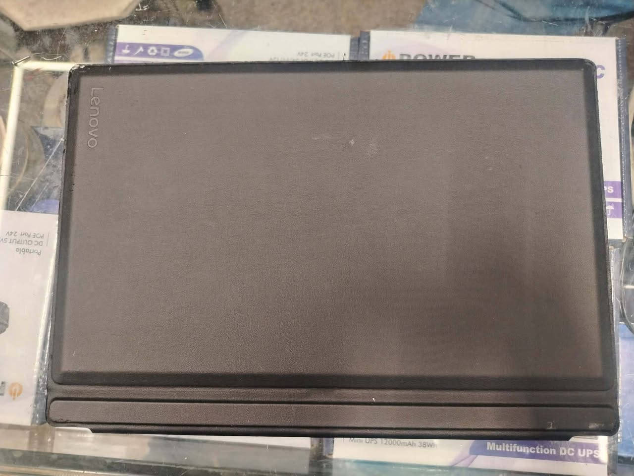 ⭐ لينوفو تاب 2 في 1 - بحالة ممتازة ⭐
جهاز نظيف وقوي، يجمع بين التابلت واللابتوب بجهاز وحد
المواصفات:
معالج Core i7 الجيل السادس - أداء سريع وقوي يلبي جميع احتياجاتك
رام 8 جيجا - تشغيل سلس للبرامج والتصفح بدون تهنيج
تخزين SSD 256 جيجا - سرعة عالية بفتح وإغلاق البرامج والويندوز
شاشة 13 بوصة قابلة للفصل بالكامل - استخدمه كلابتوب للشغل أو افصل الشاشة واستخدمه كتابلت للتصفح والترفيه
المميزات:
✔ خفيف الوزن وسهل الحمل، مناسب للطلاب والموظفين
✔ يجي مع الكيبورد الأصلي القابل للفصل
✔ يعمل بكفاءة تامة وبدون أي مشاكل، الصور فعلية للجهاز
📞 للتواصل والاستفسار: ***********
