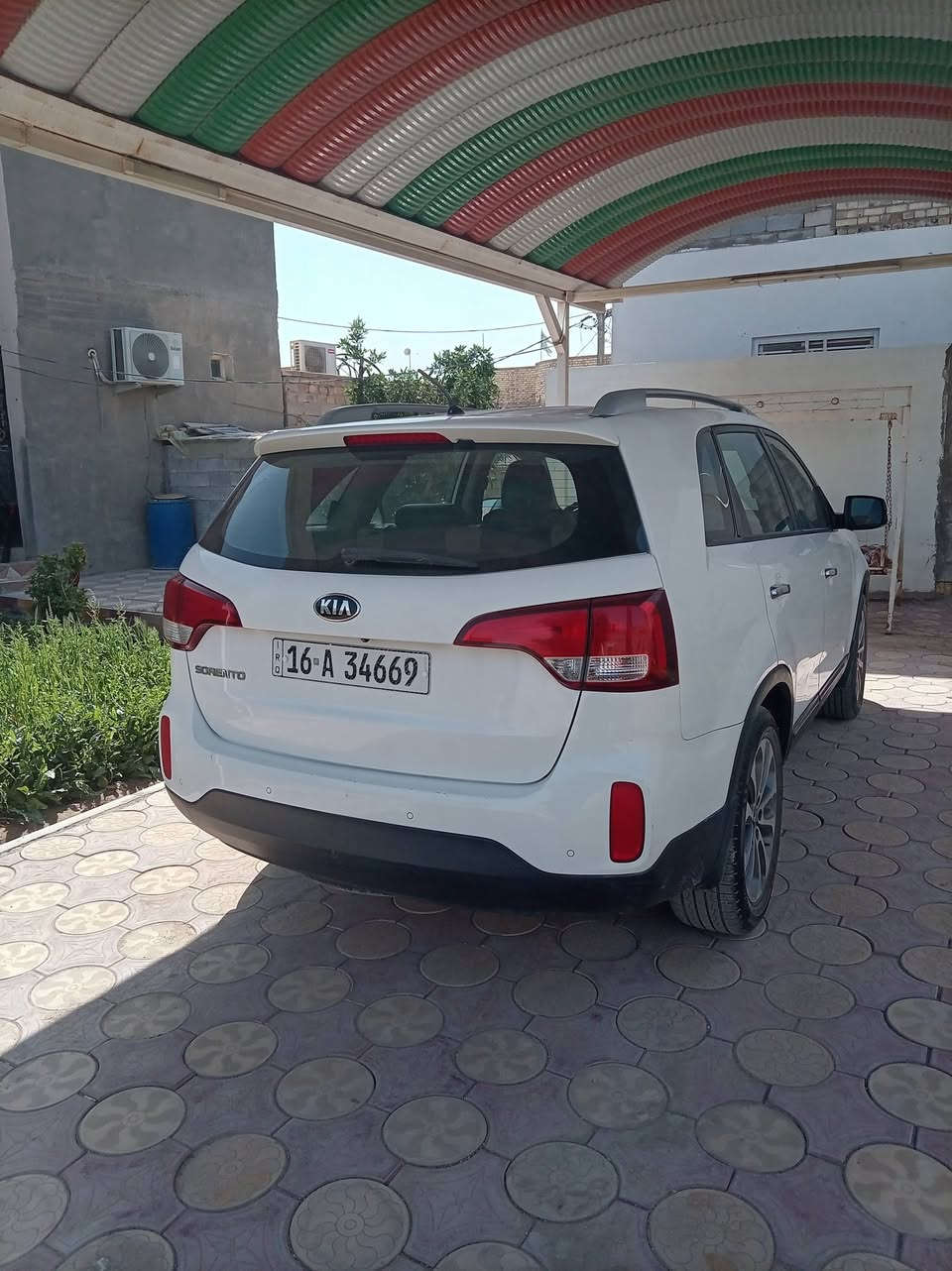 سياره سورنتوا 2014 مكفولة من التبديل والضربه خليجي محرك 2400 
ثلاث قطع تبريد
حساسات إشارات بالمري
سبعة راكب شاشة حديثة 
كاميرا 
بيها فقط صبغ بالبنييد وجلحخات خارجيه بارد
سونار موجود للسياره


**إذا كنت صاحب هذا الإعلان وتريد حذفه لأي سبب، رجاءا أرسل رسالة إلى الدعم الفني**