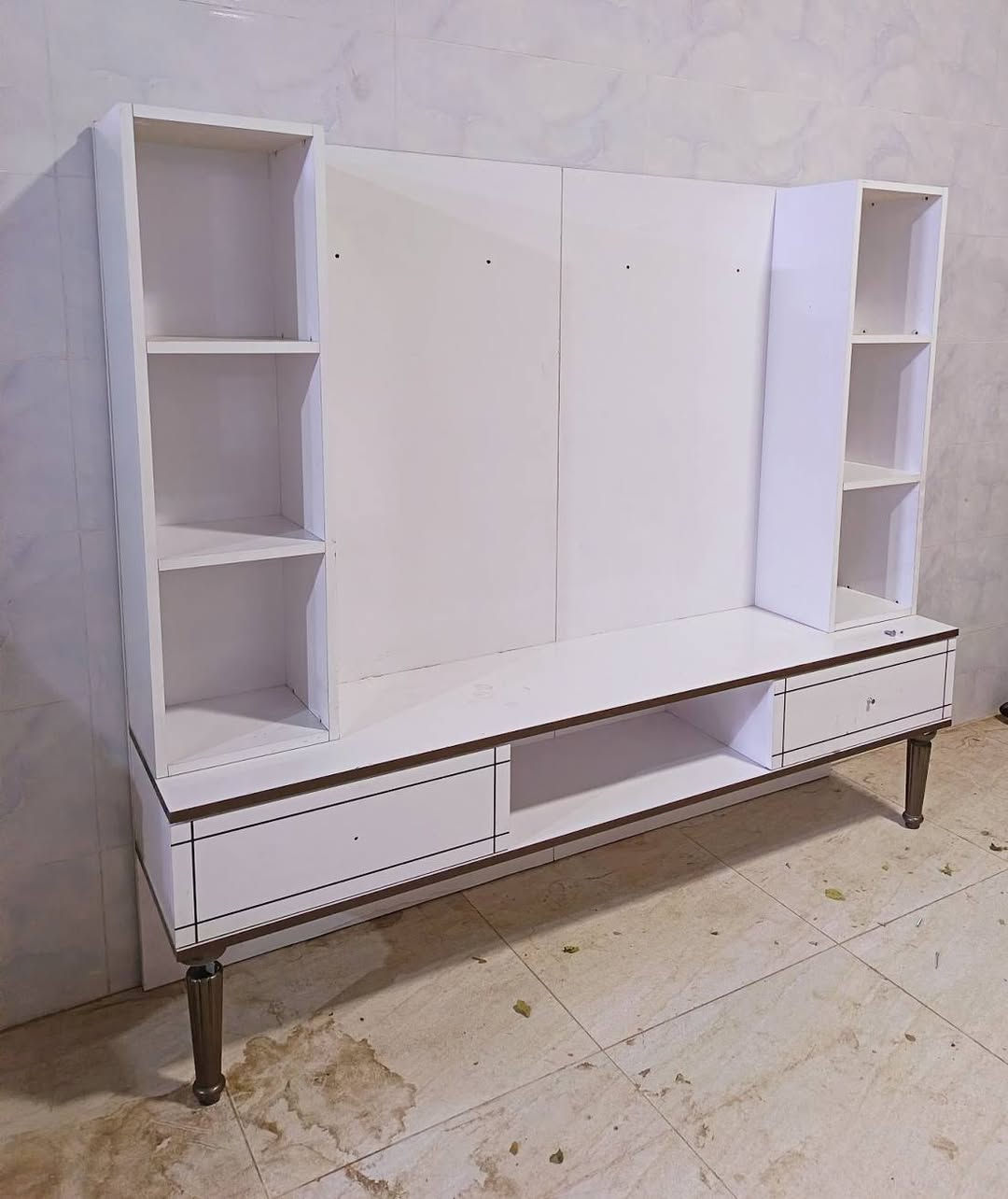 مێزی tv
1مترو80 سانتیم درێژە
160بەرزە 40 پانە
نرخی 30هه زار
***********
سلێمانی السليمانية, العراق
