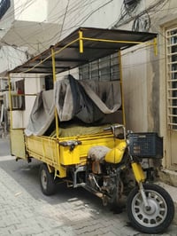 ستوته للبيع ام تي ار بدون اوراق  كير محرك اكسل نضيف  بيها سقيفه مسويها...