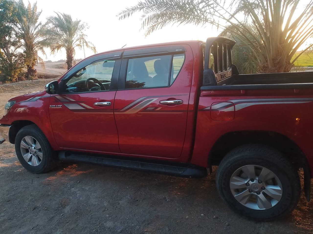 للبيع بيكم فور ويل هايلكس موديل 2019ساز السيارة  نظيفة ماشية 210الف كم السعر 275وبيه مجال قليل          الموقع واسط الكوت  الرقم الاتصال ***********
