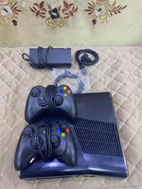 اكس بوكس ٣٦٠ • هارد ٢٥٠ جيجا • ٦٧ لعبة