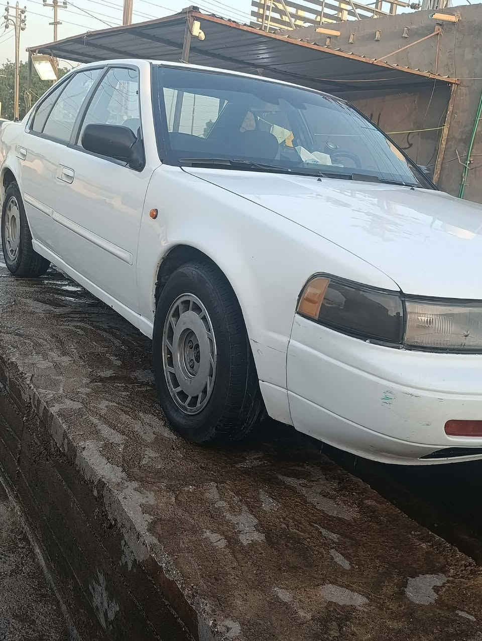 السلام عليكم ورحمة الله وبركاته
نيسان مكزما 1992 محرك ٦سلندر فول تحكمات كشن 
رقم انكليزي بسمي 
مكينه كير كله فول  تبريد سنتر لوك 
للبيع مكاني كربلا سعر 48بيه مجال قليل ***********/***********
