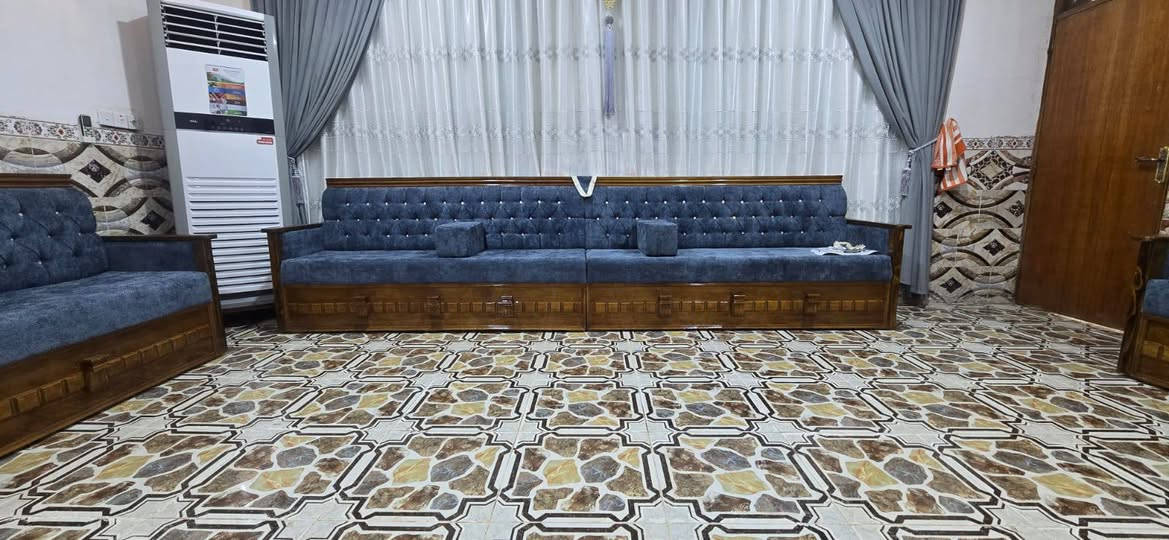 محلات ابو حسين 
العنوان واسط العزيزيه 
ديوان صاج تزكام شغل درجة اوله 
*********** / *********** كرار الشمري
