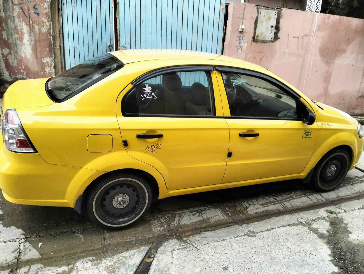 افيو كوري 2011 فول توماتيك محرك استره السعر 63 مكاني موصل هذا رقمي *********** الاسيا ***********
