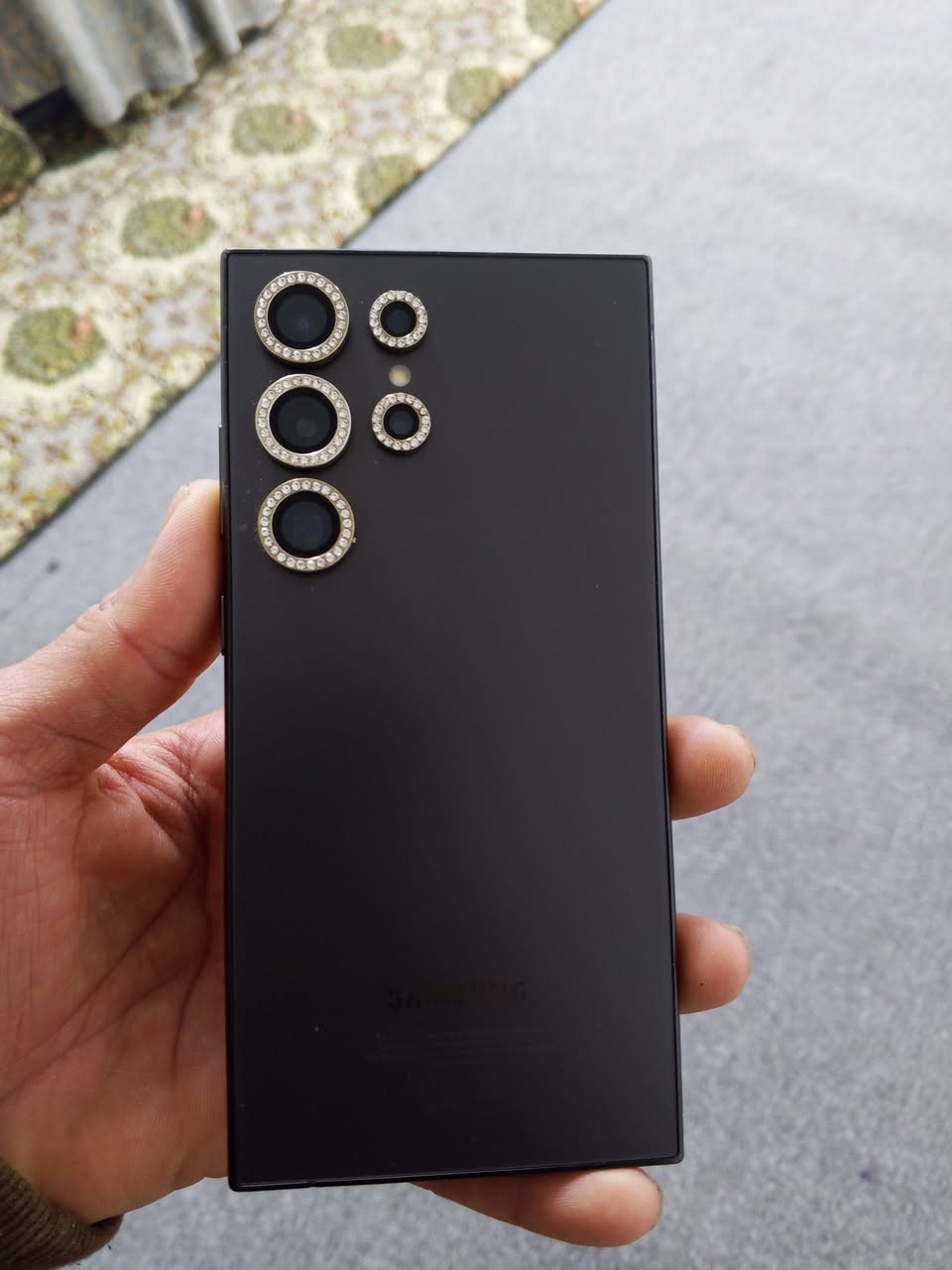 سلام عليكم موبايل الترا موديل 24 مكفول من كلشي جهاز مال بيت نضافه  💯 ب💯 شراي اتصل عليه هذا الرقم مامتواجدين علفيس ***********
