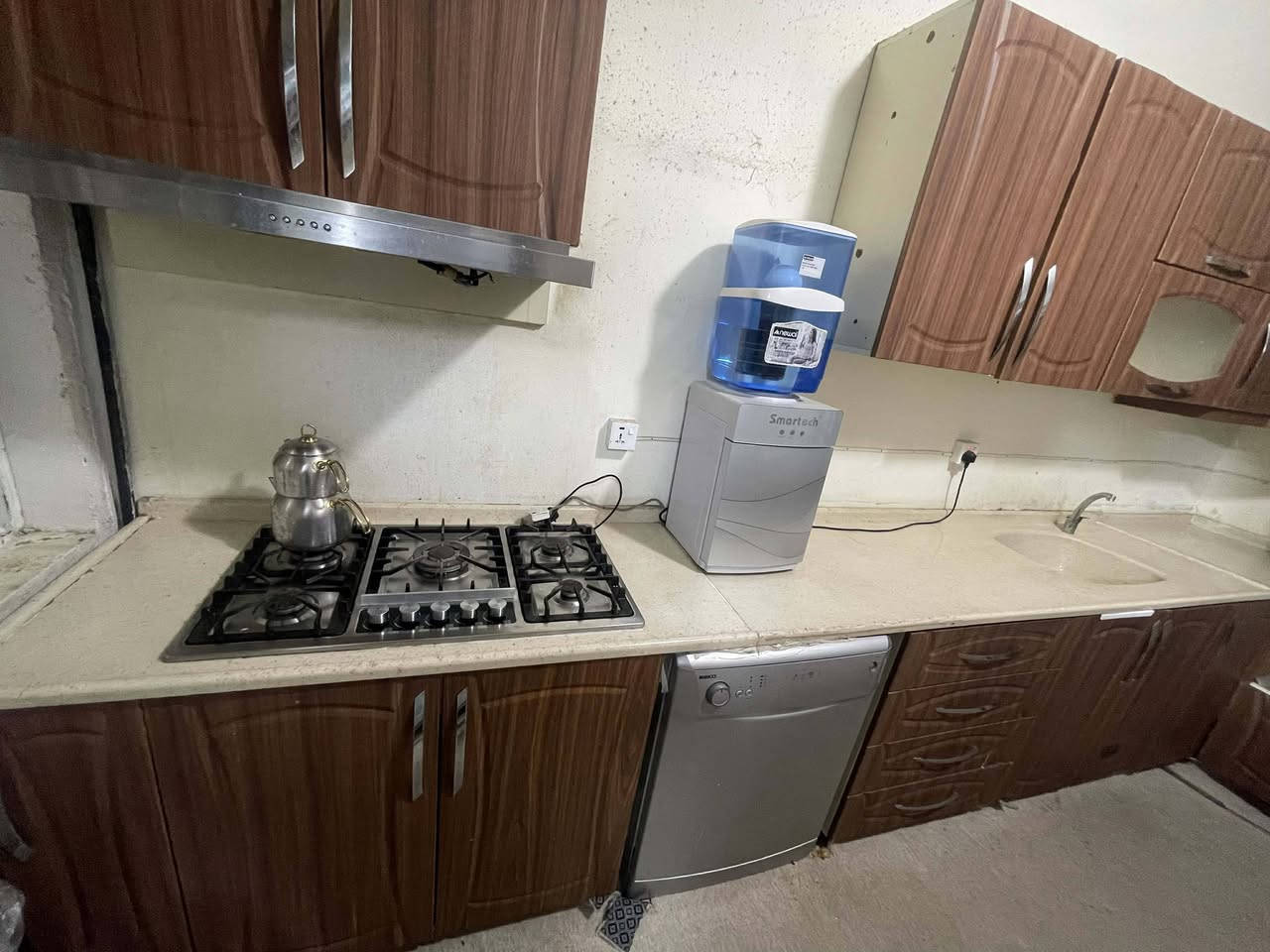 هەولیر فرۆشتنی خیرا 4مەترە 100هەزارقفلە کامل دارە


**إذا كنت صاحب هذا الإعلان وتريد حذفه لأي سبب، رجاءا أرسل رسالة إلى الدعم الفني**