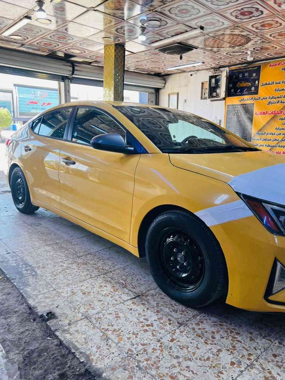 النترا 2019 للبيع أو المرواس شعندك نزل سيارة نظيفه وجاهزة وبدون نقص و مصفرة من كلشي سنوية 2031ب اسمي بغداد 
مكانه بالحلة السعر 117 وبيها مجال 
***********
