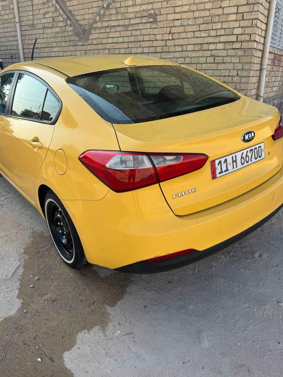 سلام عليكم
فورتي،مديل 2015 وراد أمريكي حادثه بس قطعه وحده بس بنيد وبدل قطعه اصليه سياره كله ليبر واحد سياره صبغه وحده بدون معجون سياره ، جهازه من كلشي ربع دينار ما ذب عليه رقم مميز بغداد بسمي سياره مكينه1800 دوش مصفره هيئه وغرامات  مكاني كربلاء السعر 110 وبيه مجال
الاستفسار اتصال على رقم (***********)
او مراسلة واتساب
