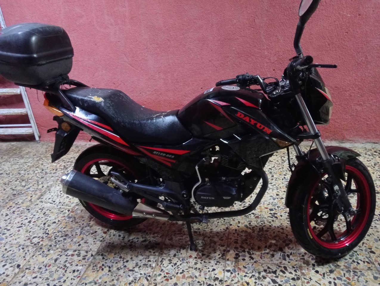 السلام عليكم دراجه للبيع سعر 1,250 مكان بغداد موديل هندي***********
