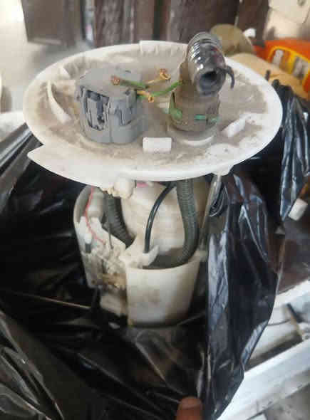 السلام عليكم عبوة بانزين فورد فيوجن للبيع على الفحص 55 او بيه مجال بغداد طالبية ***********
