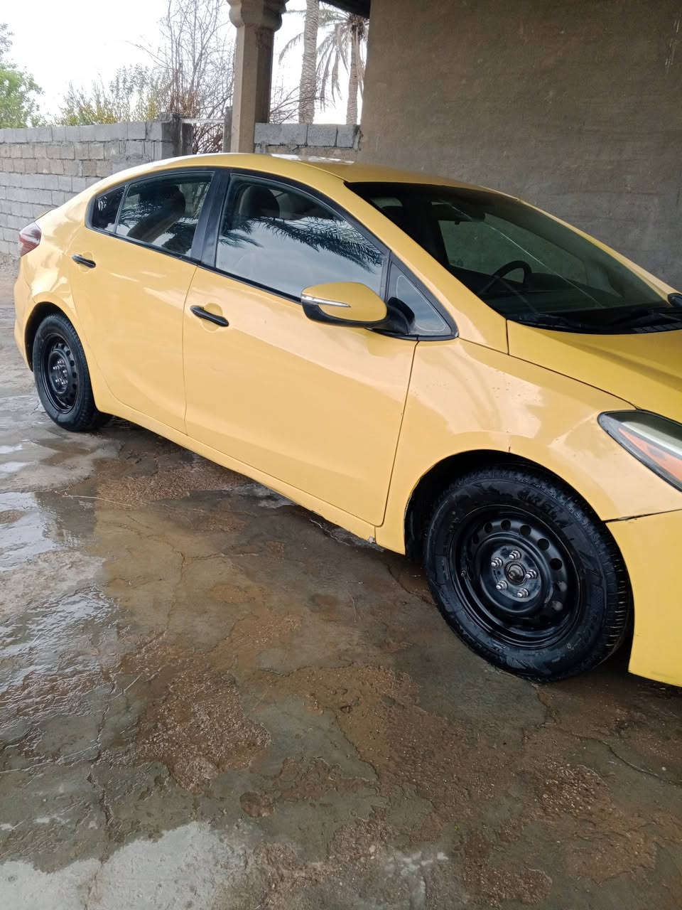 السلام عليكم للبيع فورتي موديل 18
سياره جاهزه كبل للشغل مابيهاا اي نقص المكان بغداد ابي غريب السعر 122  وبيها مجال اخوان اني مكلف بنشر اتصل ***********
