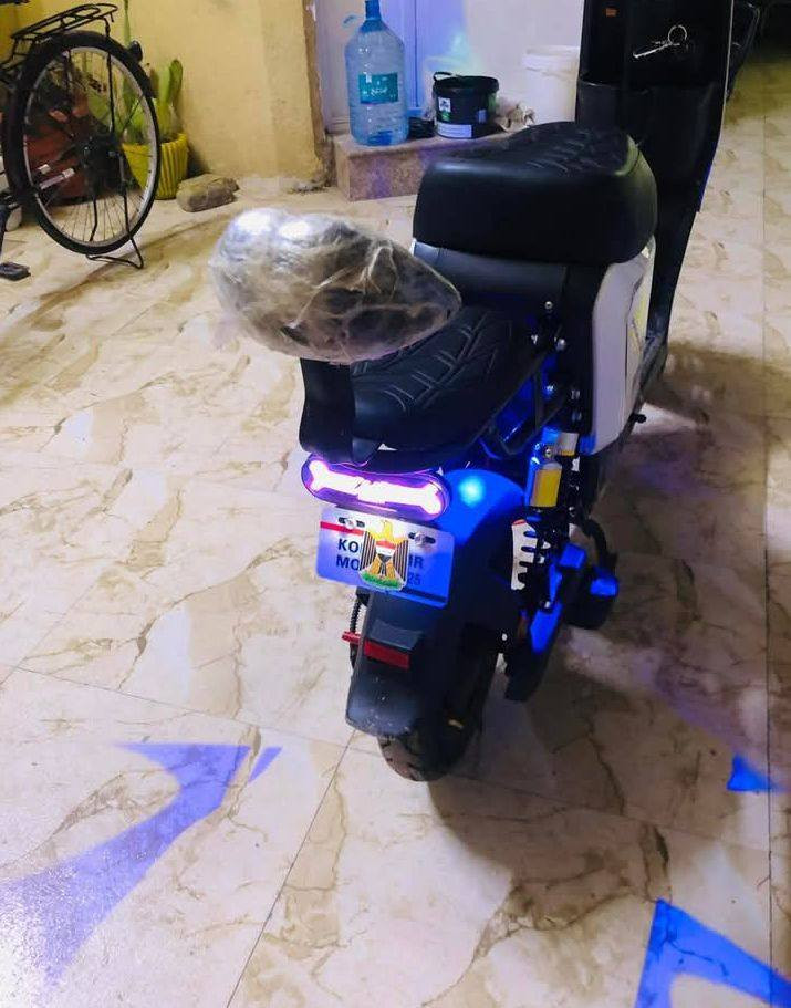 دراجه شحن ار تسعه برو ماكس فول مواصفات بطاريات كبار ملف 1200اربع نمر سرعه 109وهمي 70حقيقي تمشيك 45كيلو والسعر 475  دراجه صارلها اشهر طالعه من وكيل بطاريات خير،  من الله جدد بيها بصمه وسويج وكارت الشراي يتصل عله هاذ الرقم *********** الرقم بي واتساب
