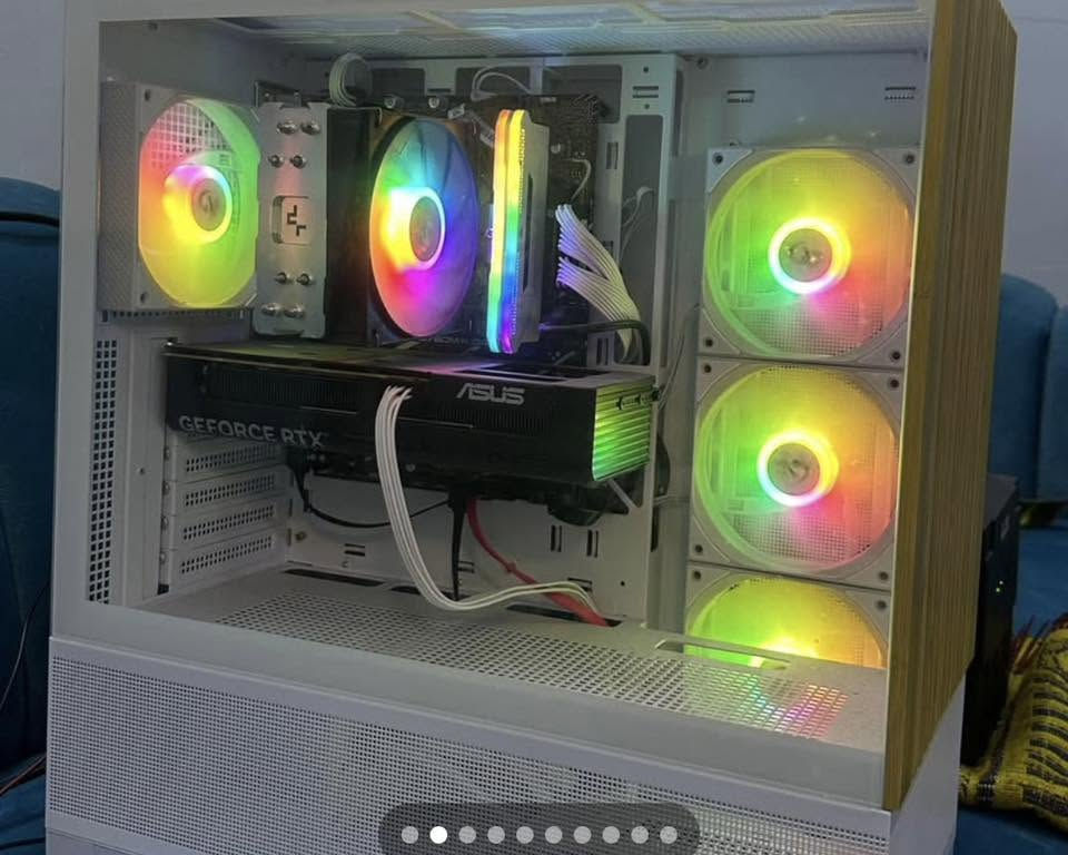 مواصفات
intel core i3 12100
Rtx5060 asus prime 8G
Ram: 32G 3600 ddr4 corsair
Motherboard: asus prime B-760m-k
BS: segotep 750 w
Storage: 256G m.2 + 256G ssd
Case: Xigmatek Endorphin WD Arctic Mid Tower
مع مارس وكيبورد
التجميعة قابلة للتطوير من جميع النواحي
استعمال 3 اشهر 
سعر 1250 وبيه مجال بسيط للشراي
يوجد توصيل لجميع المحافظات بغداد الدوره البوعيثه ***********
