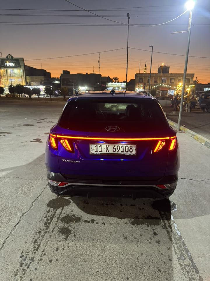 ‎توسان بانزين موديل2024  فوووول مواصفات سيارة فتحة
‎.ماشية ٦الاف ميل يعني زيرو السيارة 
‎.لون ازرق غير محدد
‎..داخل جلد اسود
‎سيارة فقط إيرباك الدركه وراجع ستم ابلادي تبديل جاملغ ايمن حته جاي وياه من امريكا 
‎فول الفول مواصفات
‎بيهة رصعات اثناء النقل مثل ماموضح
‎1- بصمة تشغيل 
‎2- بصمة أبواب لمس دخول ذكي 
‎3- فتحة سقف السيارة 
‎4- صندوق كهرباء شفط 
‎5-كامرة خلفيه 
‎6-  شاشة دجيتل 3 أشكال للقيادة
‎7- تبريد قطعتين
‎8- وتدفئة بالكشنات
‎9- رادرات وسياقة ذاتية 
‎10- الكشنات الأمامية كهرباء 
‎11- أضواء محيطية 
‎12-  شحن وايرليس
‎13- مرايات تعتيم ذاتي 
‎14- أبل كار بلي 
‎15- أندرويد أوتو 
‎16-تشغيل عن بعد 
‎17- أشاير ترحيب 
‎18- أضواء أمامية LED زنون 
‎19- أضواء خلفية LED
‎20- نظام سماعات BOOS🔊🔊
‎21- فول أوامر صوتية 
‎22- جامات أوتو 
‎23- كير  ٣أنظمة أيكو وسبورت نورمل
‎24- إشارات ب المري
‎25-رادرا  أمامي رادار خلفي رادار جانبي
‎26- شفتات ستيرن 
‎27- تحكمات ستيرن 
‎28-نقطه عمياء
‎29- هاند بريك بصمة 
‎30-  حساس امامي وخلفي
‎31- منافذ شحن  
‎للبيع 
‎السيارة رقم بغداد تحويل ثاني  
‎العنوان بغداد الكرخ 
السعر ٢٠٥ ورقه وبيه مجال بسيط
‎تلفون ***********
