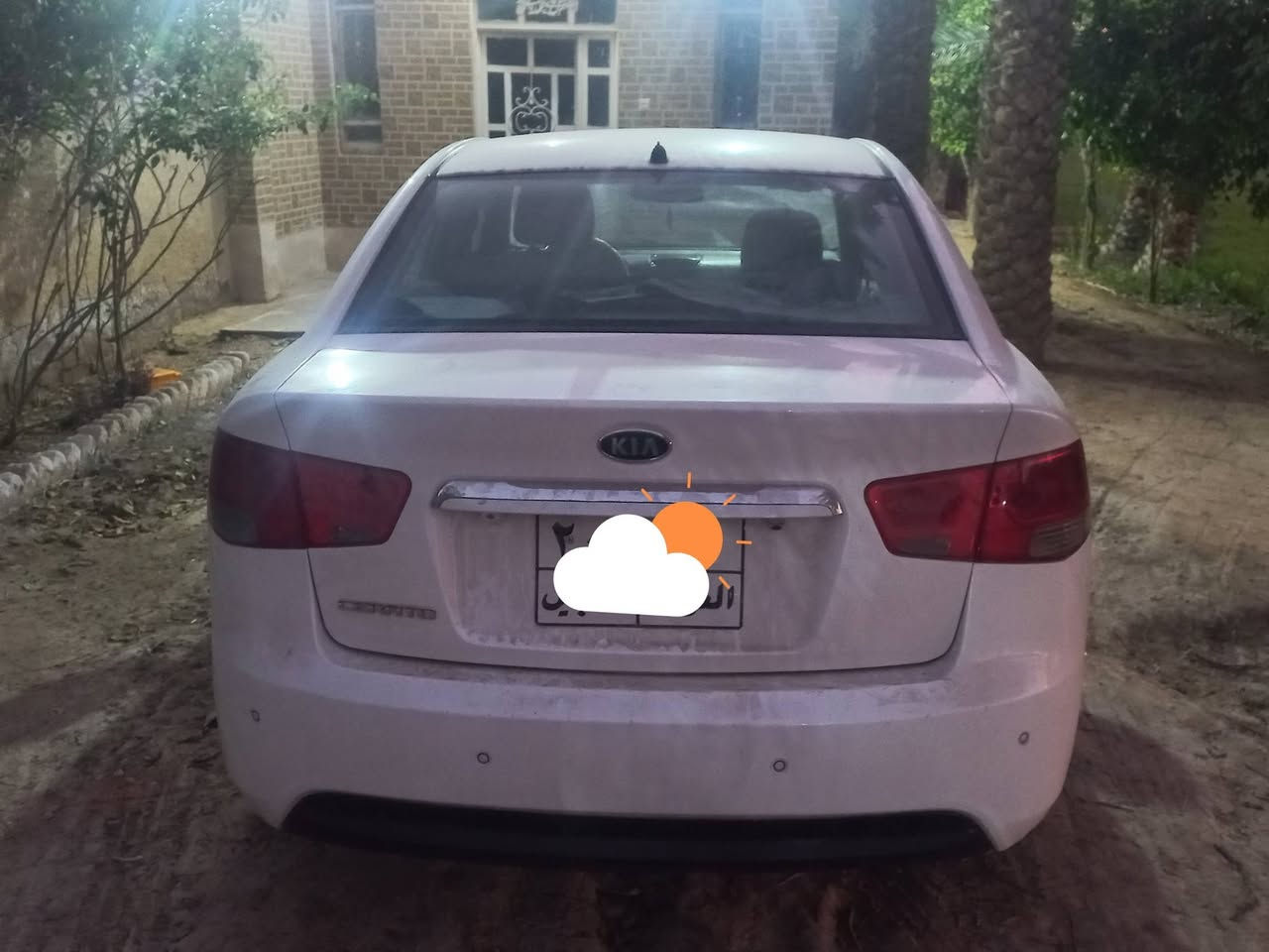 السلام عليكم ورحمة الله وبركاتة
سيراتو ٢٠١١ السياره مكفوله من الصبغ والتبديل مع ملاحظات بسيطه تشوفهن بعينك السياره فول عدا البصمه والفتحه تبريد شغال .
السعر ١٠٨ وبيها مجال 

تحكمات ستيرن 
حساسات
كشن كهربائي 
مري شفط

للتواصل ***********
