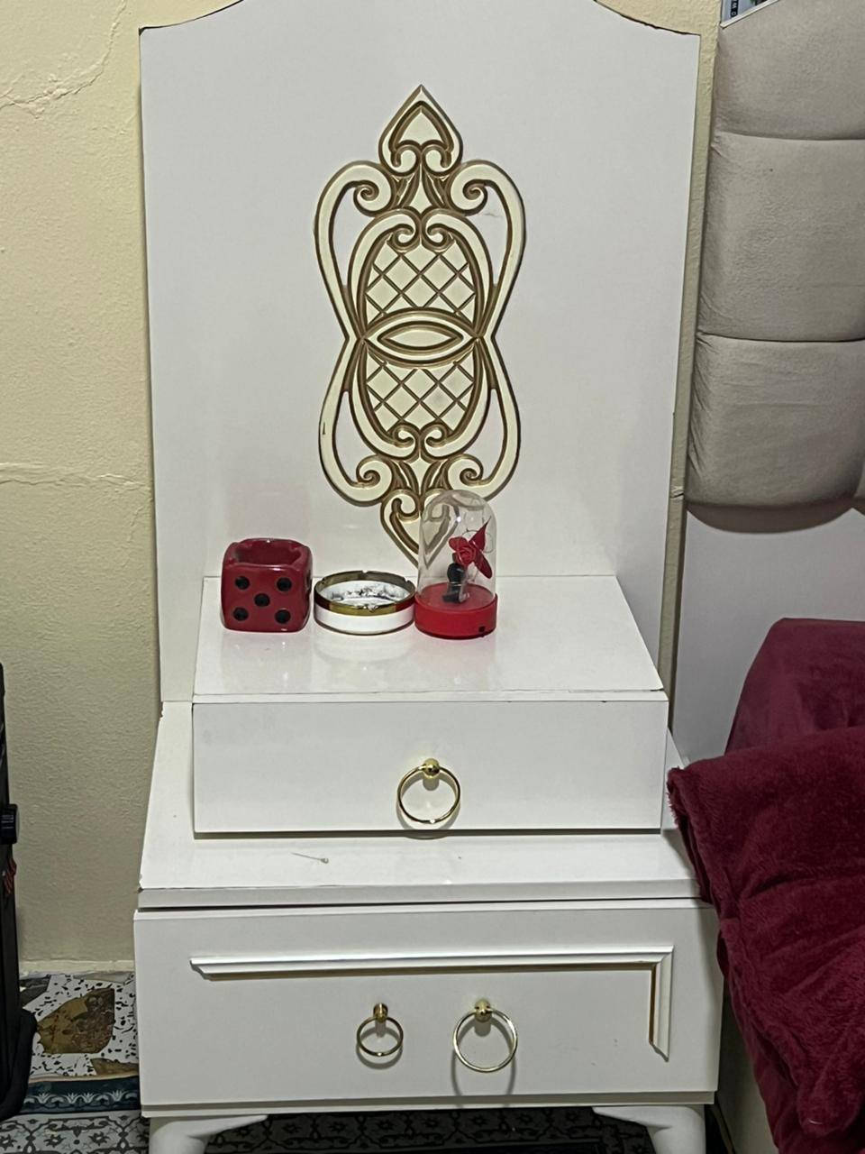 غرفه نوم للبيع ب ٥٠٠ قفل
بعشيقه مفرق خور سيباط
*********** واتس
