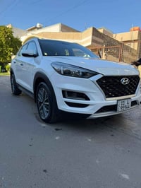 توسان للبيع موديل 2020 السيارة جاهزه من كل النواحي رقم انكليزي السيارة...