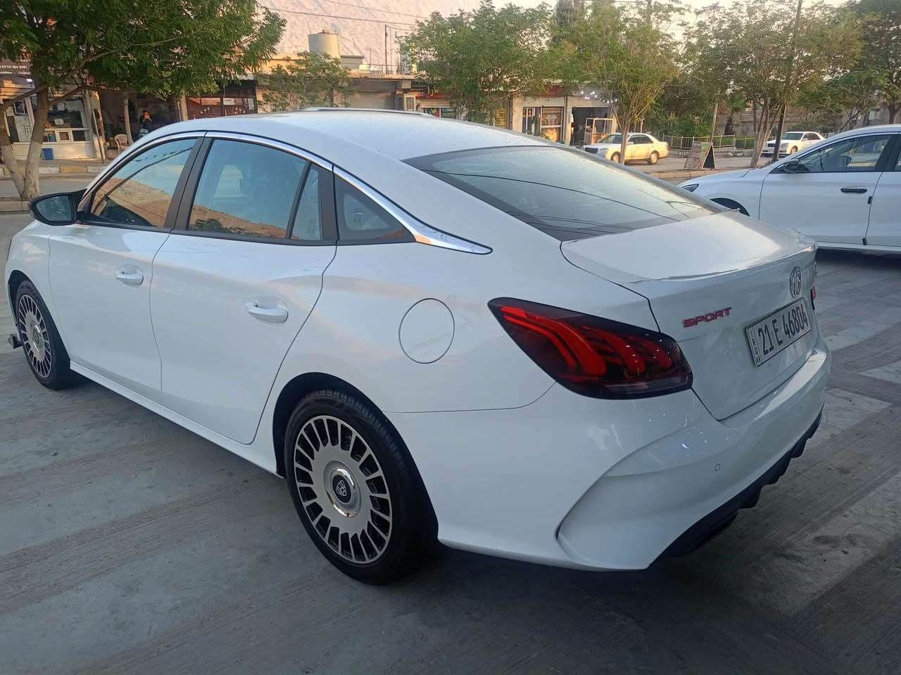 ئێمجی جیتی ٢٠٢٤ سەیارەکە فول فولە
تؤماتیک - سڵایت - کوشن جلد - گاعی قاڵب - ویل مایباخ - لەحیەی پێش و دوا  سەیارەکە ٧٠٠٠ هەزار ڕؤشتووە حسابکە سفرە کامل
مەسرەف کراوە هەموو گیانی بە شەرت هیچی پێوە نیە 
بؤ نرخ چات بکە یان تەلەفون بکە *********** السليمانية, العراق
