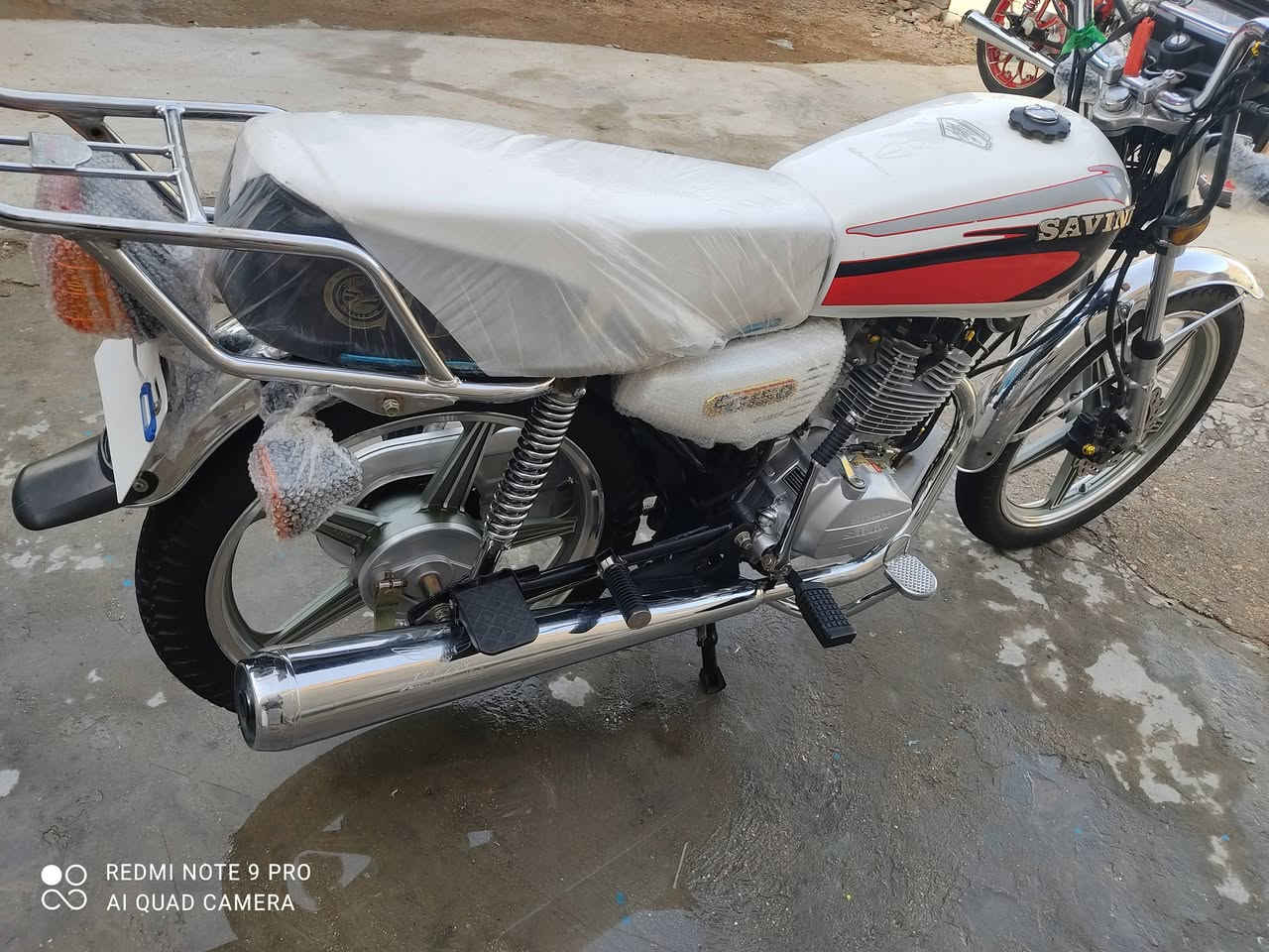 السلام عليكم شباب سيفان للبيع موديل 2023 دراجه نضيفه واحلى من الصور الشراي بيه خير ويدلل مكاني حله ابوغرق  مامتواجد على الفيس هذا رقمي 🤍***********
