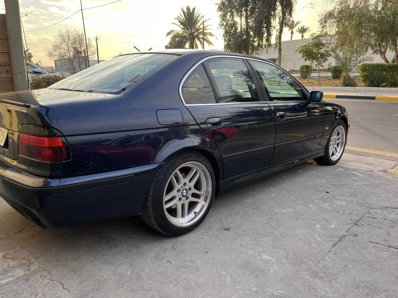 السلام عليكم
للبيع بيئم ( صقر ) موديل 1999 حجم 525

السياره جاهزه وبلاديه 

محدثة M بالكامل 

بيها قطعتين صبغ  باب خلف السائق والجاملغ 

سياره بلاديه ماشيه 295 حقيقي 

السعر 99 وبيها مجال 

العنوان  بغداد نفق الشرطة 

رقم سياره صلاح الدين

***********

متواجد فقط اتصال مباشر
