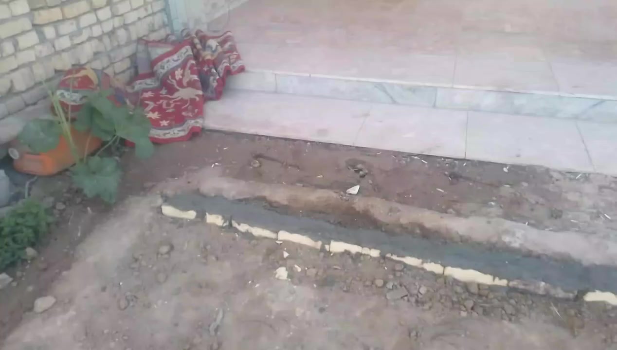 يالله سلام عليكم متابعيني هاي حديقه واعدكتم بيها مال سيد مرتضى سيد جعفر الفياض يوم سويت سياج لي بلعرض وباجر أن شاء الله بلش انصب ديكورات على سياج لي سويته ومن كمل نوب ابدي بطول ان شاء الله ومن كمل حديقه لخر حبايه ونشر عملي وشوفون شغلي واليحب هيج كلمن عده حديقه صممله ديكورات بخدمتكم عنواني ناصريه قضاء الغراف حي جامع موبايل للحجز والاستفسار اتصل برقم وبخدمتكم اني ***********
