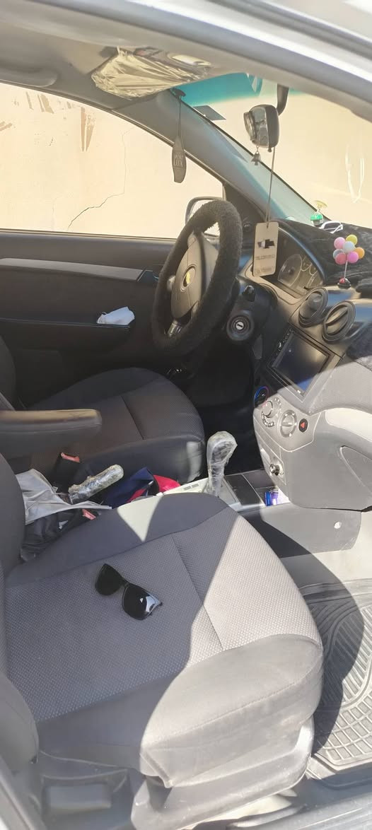 أفيو موديل 2010 وارد أمريكي توماتيك محرك وكير أصلي وشرط الفحص مؤسسه تبريد وتدفئه بدون صبغ بيها تلقيطات بلجاملغ الخلفي وشرط الفحص سياره مال بيت وبأسمي اني الشرعي تجي وتشوف وتحكم ،،،سعرها 68$ واذا أكو معارض ويه تكسي نتعارض للأستفسار *********** ..
