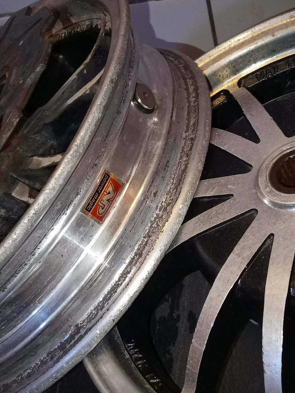 للبيع مكفول من كلشي ب140 وبي مجال؛ مكاني بغداد


**إذا كنت صاحب هذا الإعلان وتريد حذفه لأي سبب، رجاءا أرسل رسالة إلى الدعم الفني**