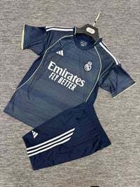 ريال مدريد • تايلندي اصلي • جملة ومفرد