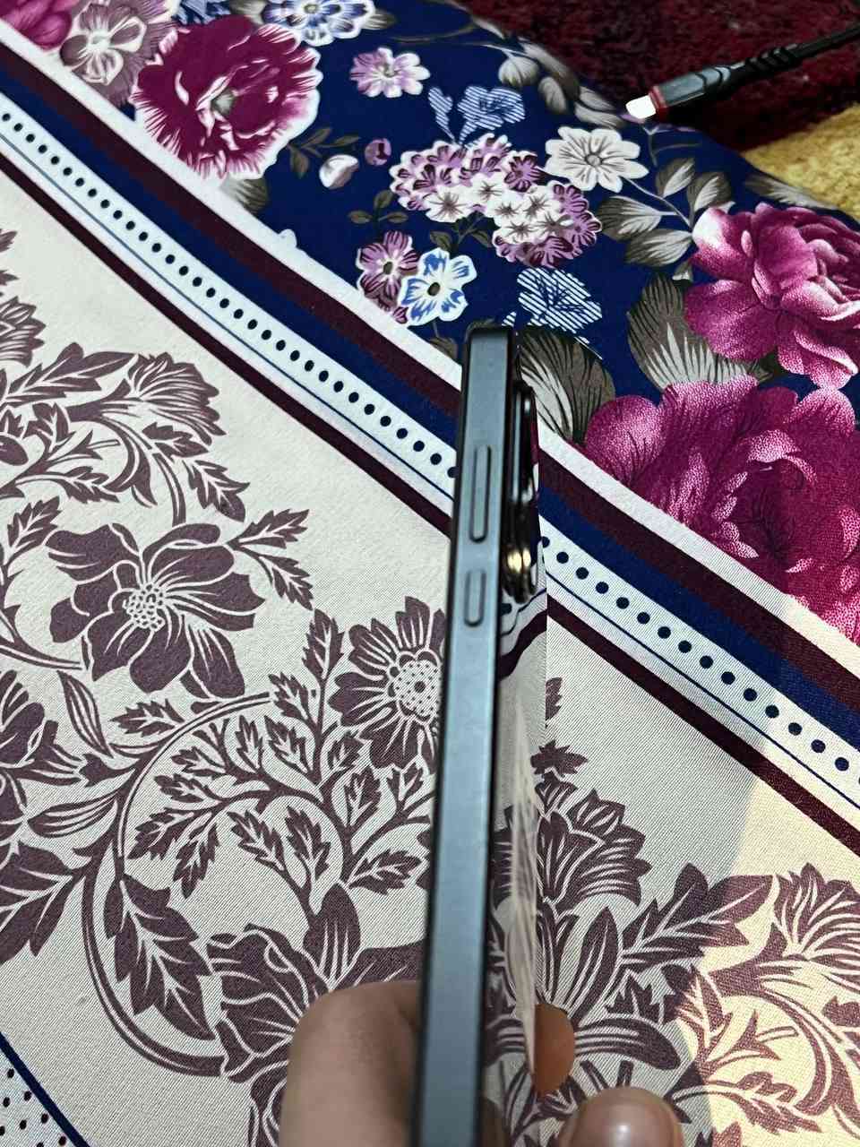 سلام عليكم
يا الله 
بوكو اكس 7 برو.  256
دبل سيم 
بعده جديد قبل 33  يوم من  ماخذه ب400 وهسه رايده 300.  
120 فريم بوبجي  والالعاب الباقيه 90 فريم 
ملحقات كامله 

شاحن 90 W

كارتون 

الاكياس موجوده كامله 

4 كفرات ويا مع الكفر الي يجي ويا 
 
مع لاسق اصلي من بوكو 

لا داخل تصليح ولا مفتوح    تجي وتاخذه تفحص باي مكان يعجبك 

ما متواجد ماسنجر فقط    واتساب 
***********
 مكاني نجف
