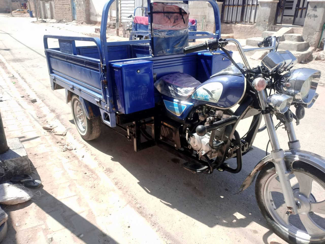 السلام عليكم ستوته للبيع موديل 22 مكينه 23 كهربائيات كله شغال دراجه خير من الله باسمي من الوكيل مكاني ديوانيه الاتصال على هذا الرقم ***********
